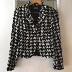 Bill Blass Houndstooth Velvet-like Blazer, Small